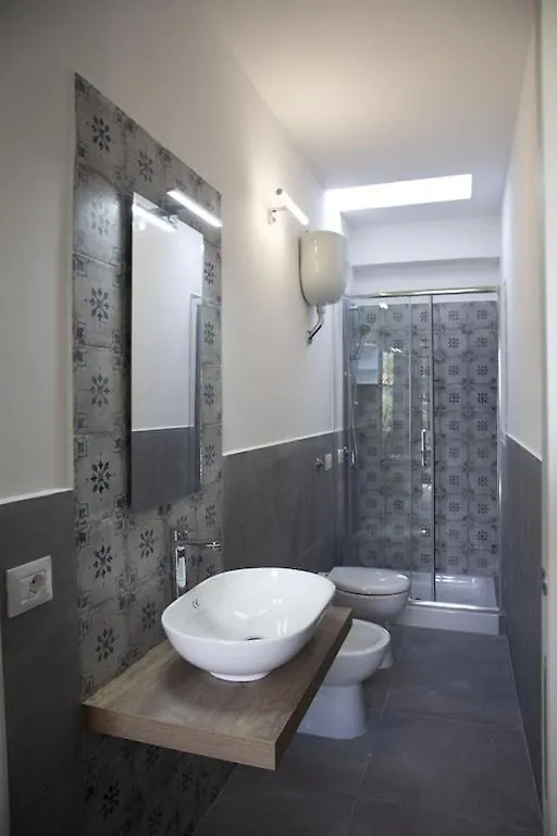 ヴィラ Ville Dell'Eden Con 9 Camere Da Letto In 6 Unita Abitative ラスカリ イタリア