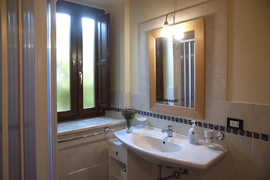 Ville Dell'Eden Con 9 Camere Da Letto In 6 Unita Abitative Lascari