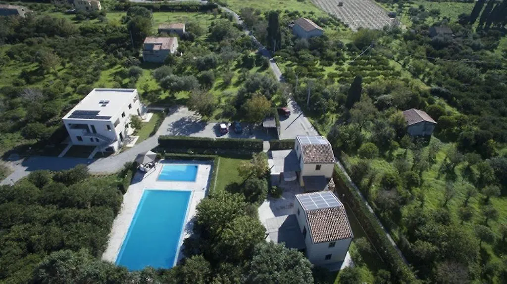 Ville Dell'Eden Con 9 Camere Da Letto In 6 Unita Abitative ラスカリ イタリア