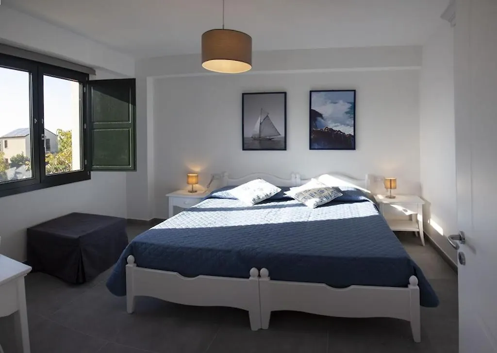 ヴィラ Ville Dell'Eden Con 9 Camere Da Letto In 6 Unita Abitative ラスカリ イタリア
