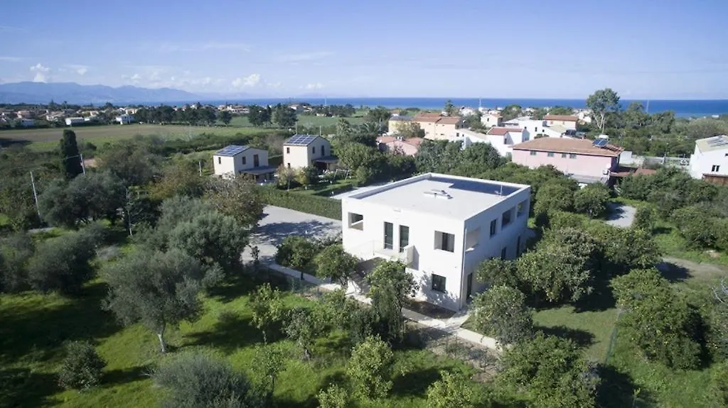 Villa Ville Dell'Eden Con 9 Camere Da Letto In 6 Unita Abitative Lascari Italien